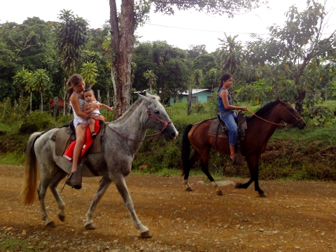 het dagelijks leven in vrije gemeenschap Finca Sonador in Costa Rica